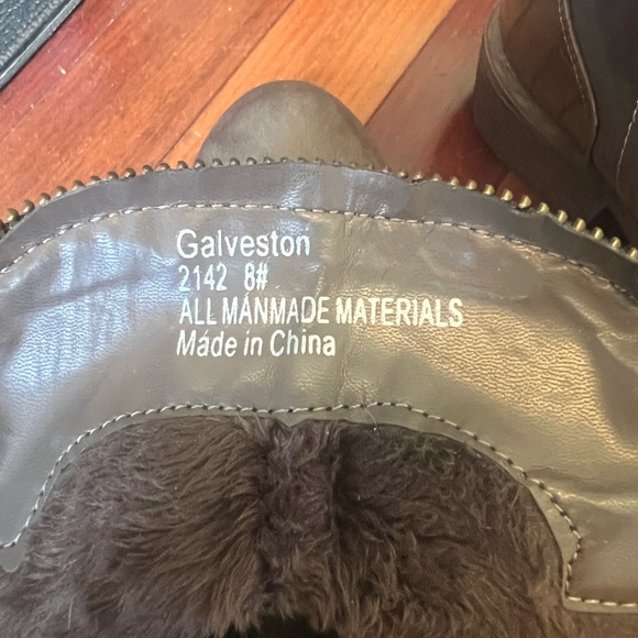 American Rag Booties -size 8 - Picture 7 of 9